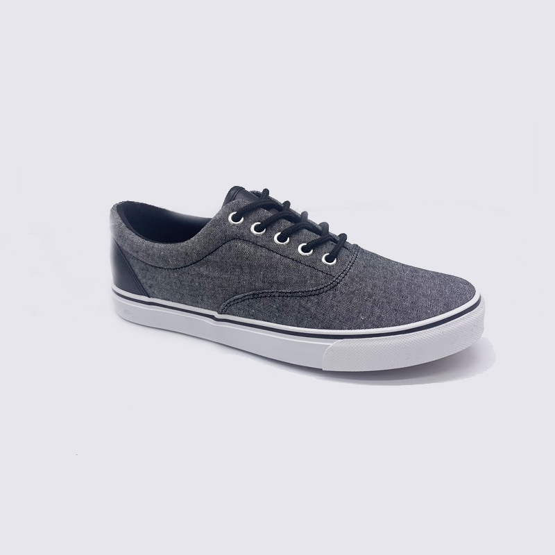 MAN CANVAS SHOES