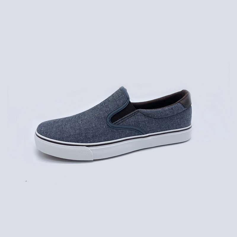 MAN CANVAS SHOES