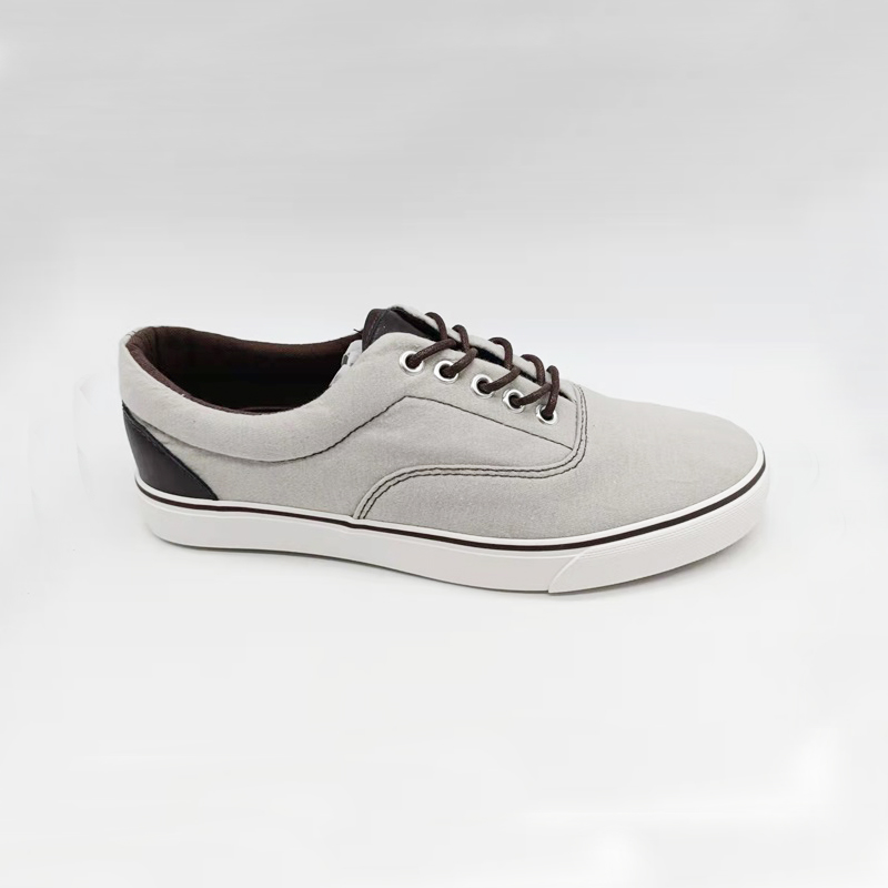 MAN CANVAS SHOES