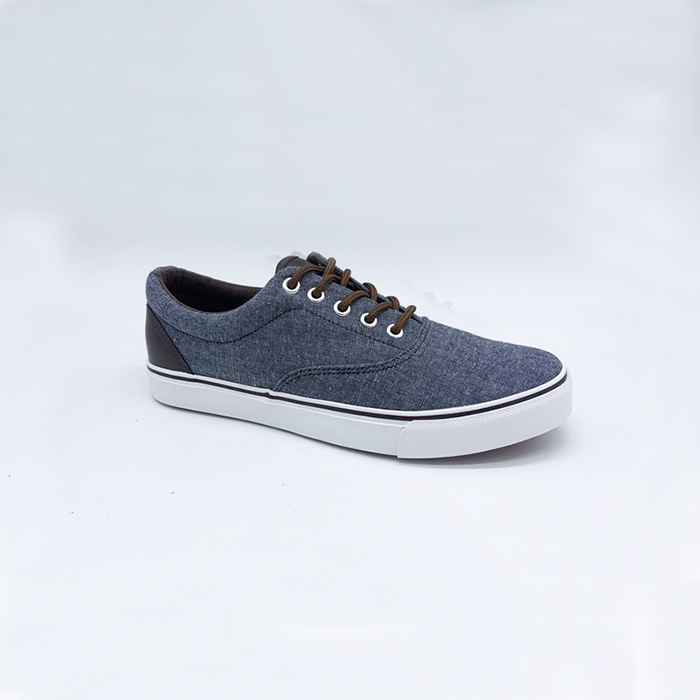 MAN CANVAS SHOES
