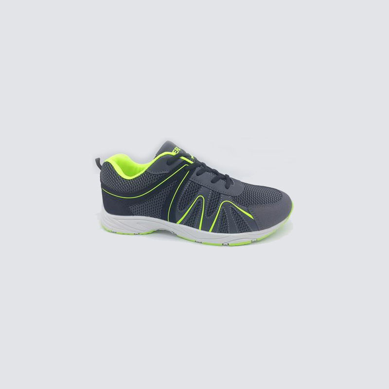 Sports shoes