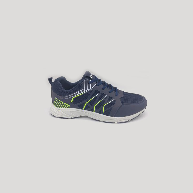 Sports shoes